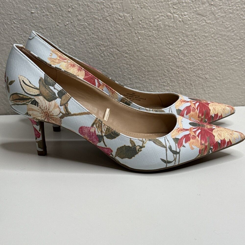 Marc Fisher Arlene Pointy Toe Pumps Kitten Heels Floral Shoes Size 6 - Picture 3 of 9